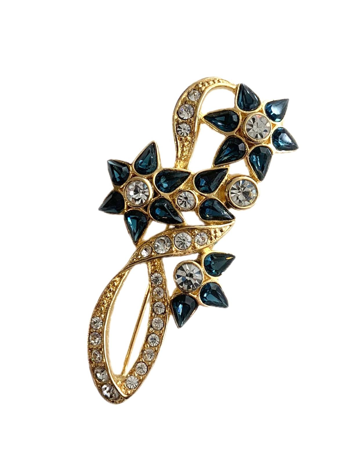 blue-floral-brooch