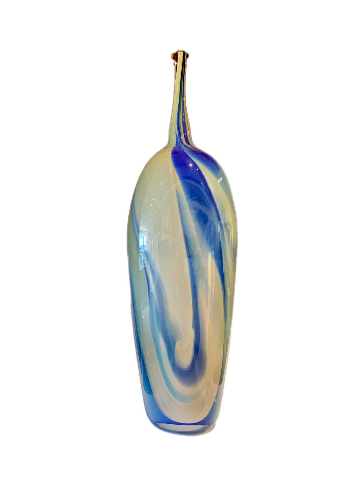 art-glass-vase