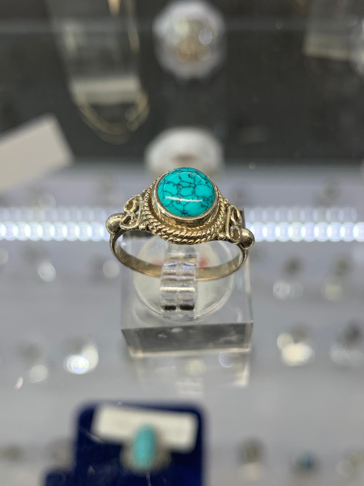 turquoise-sterling-silver-ring-2