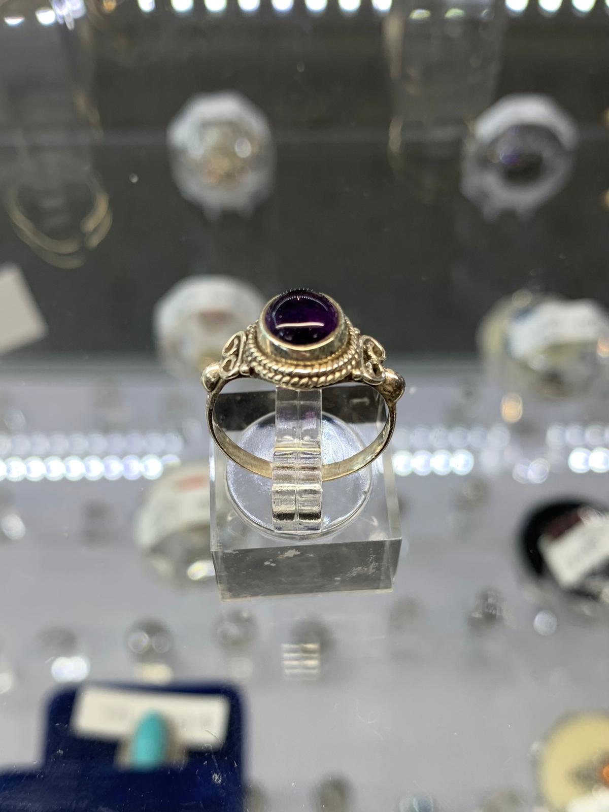 amethyst-sterling-silver-ring-2