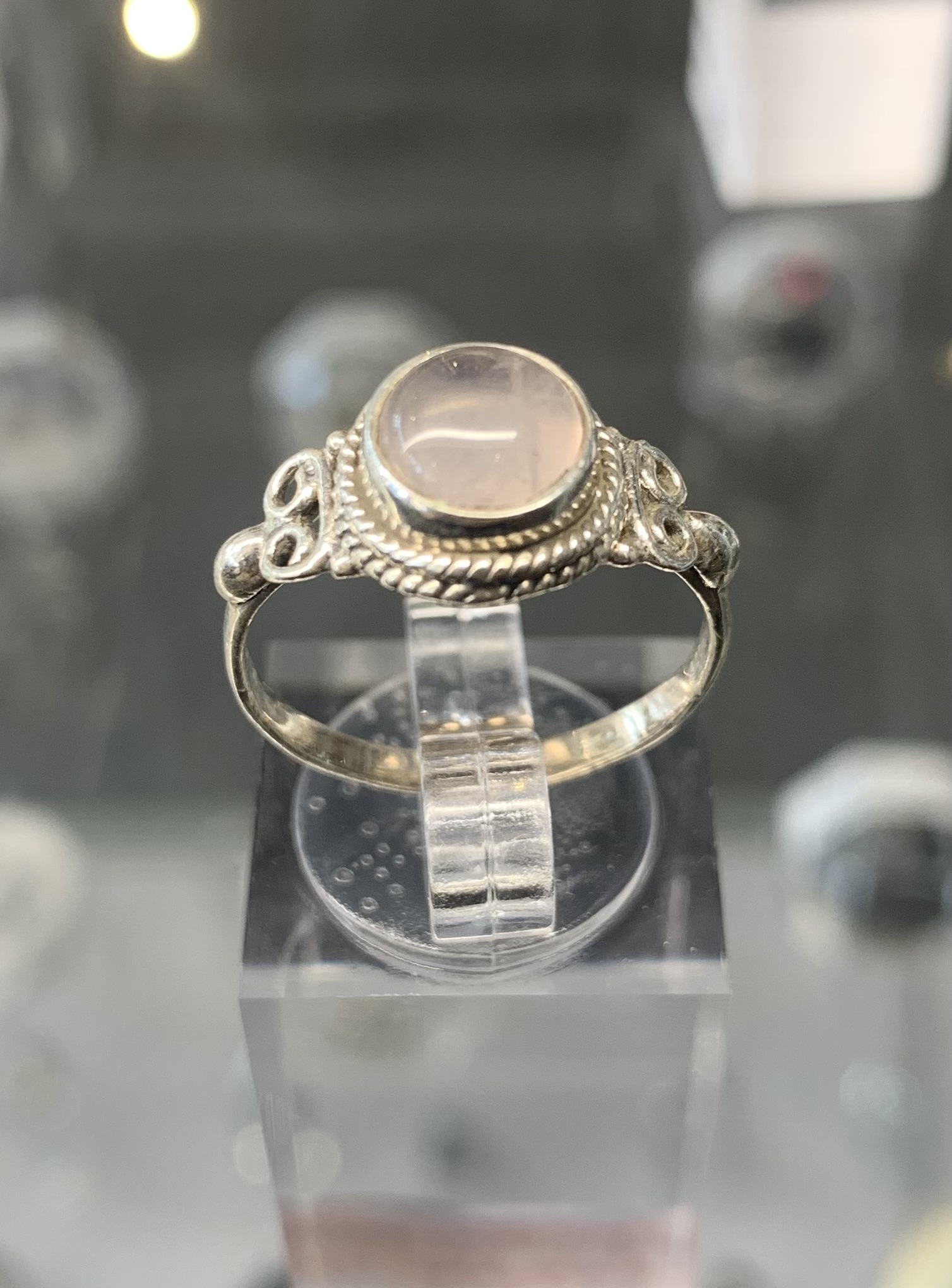 rose-quartz-sterling-silver-ring-1