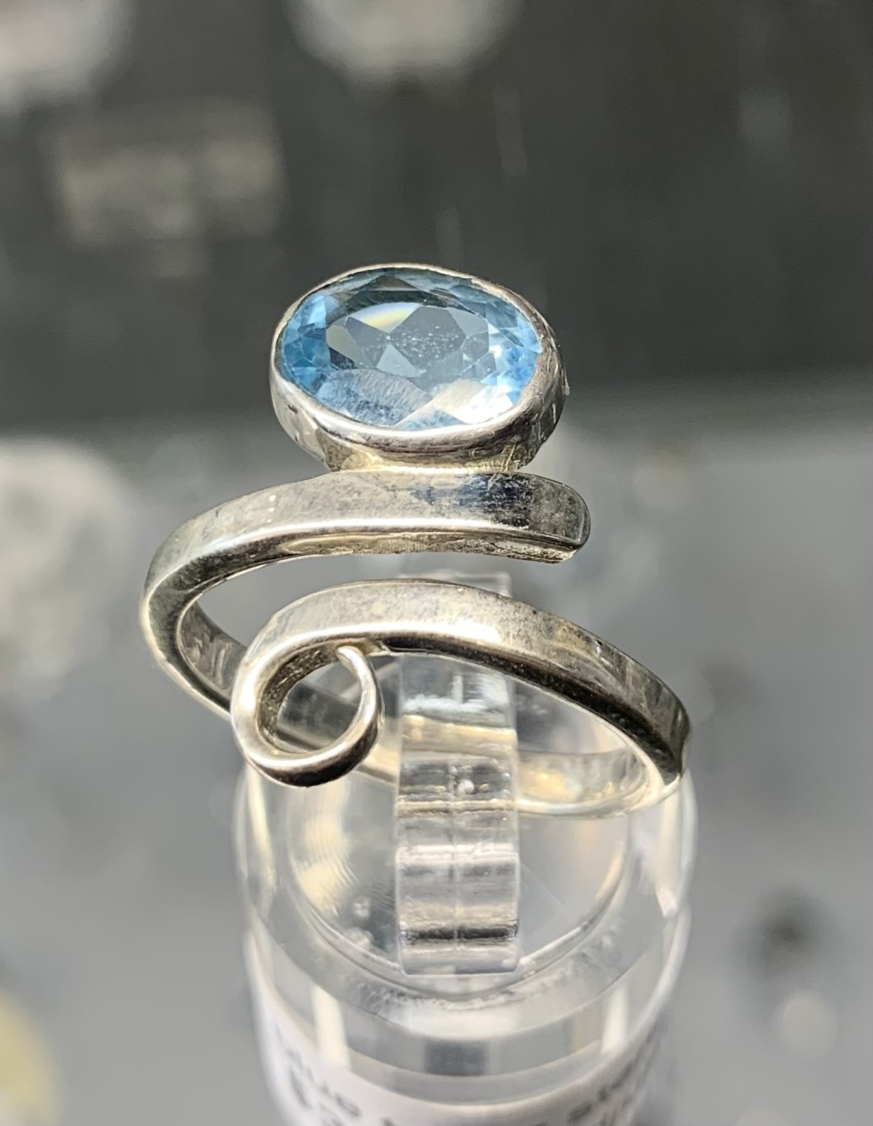 blue-topaz-sterling-silver-ring