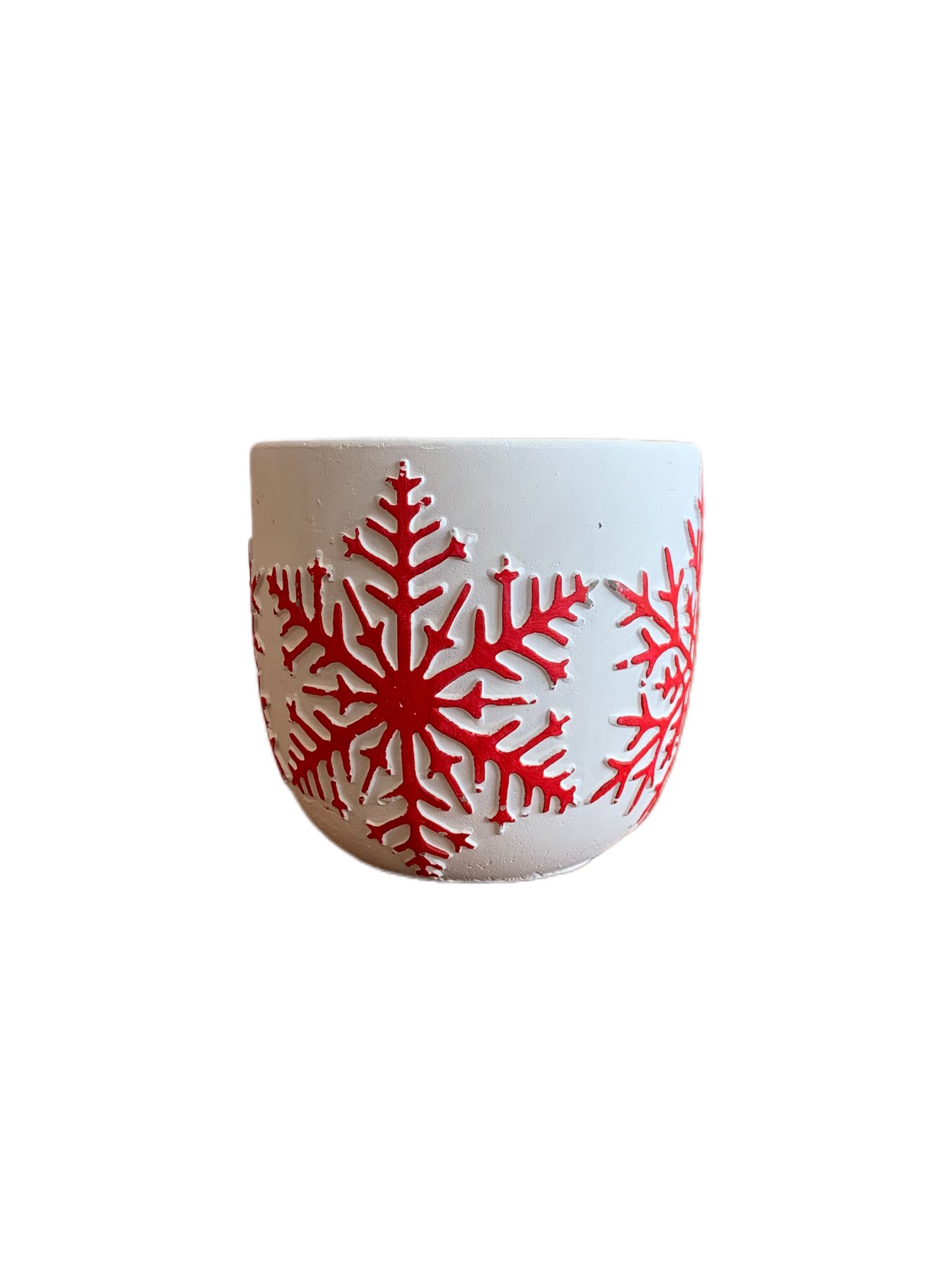 vase-red-snow-cement-s