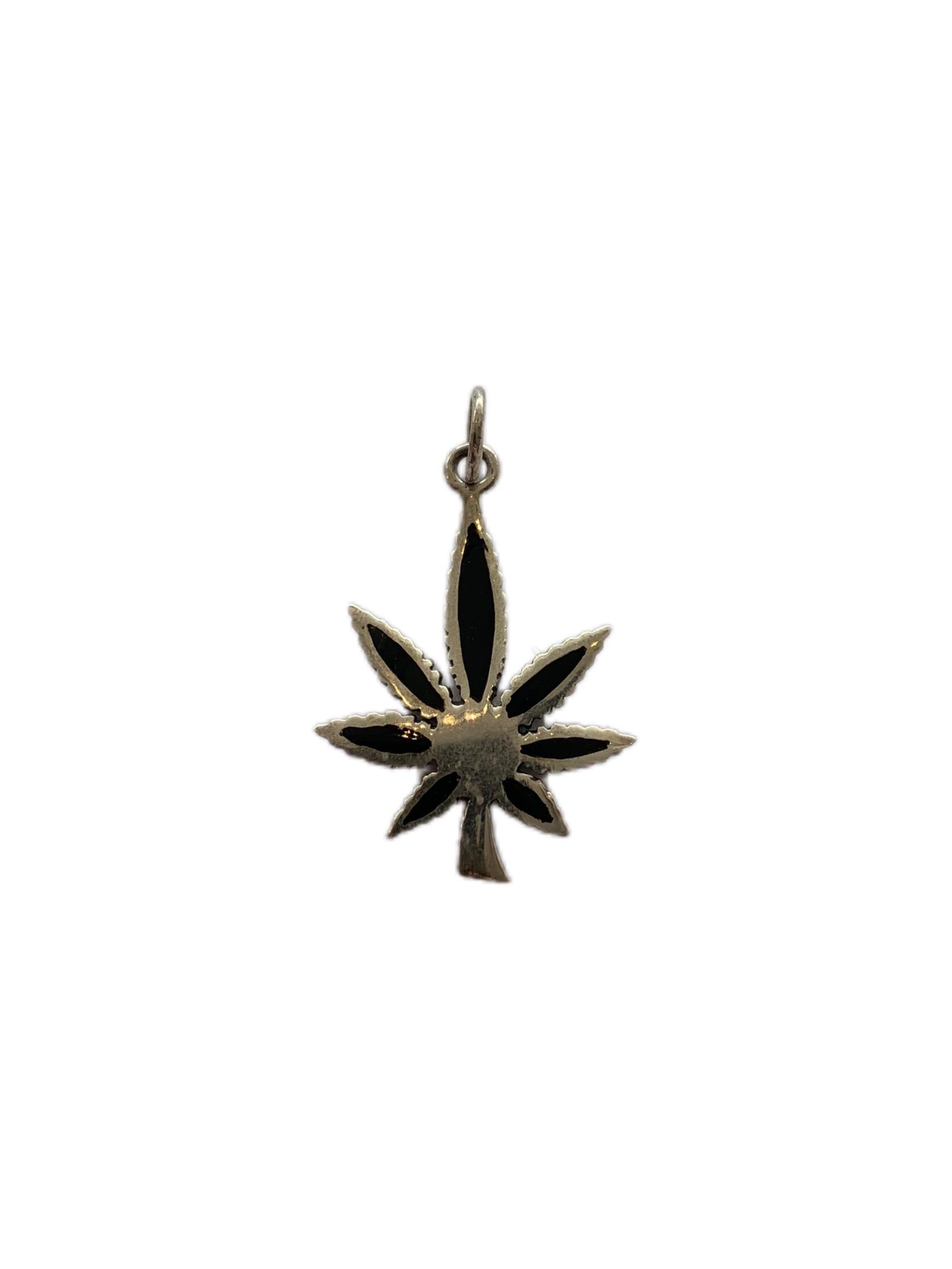 sterling-silver-pot-leaf-pendant-5