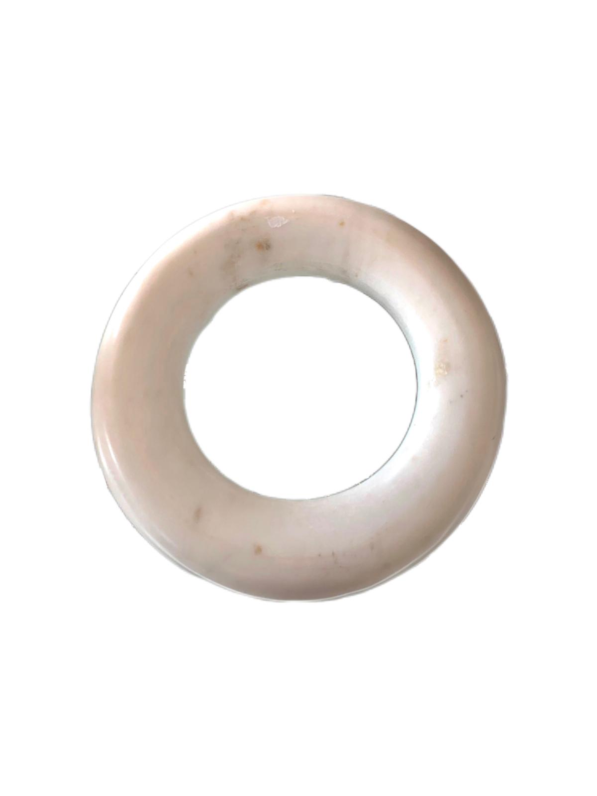 white-marble-disc