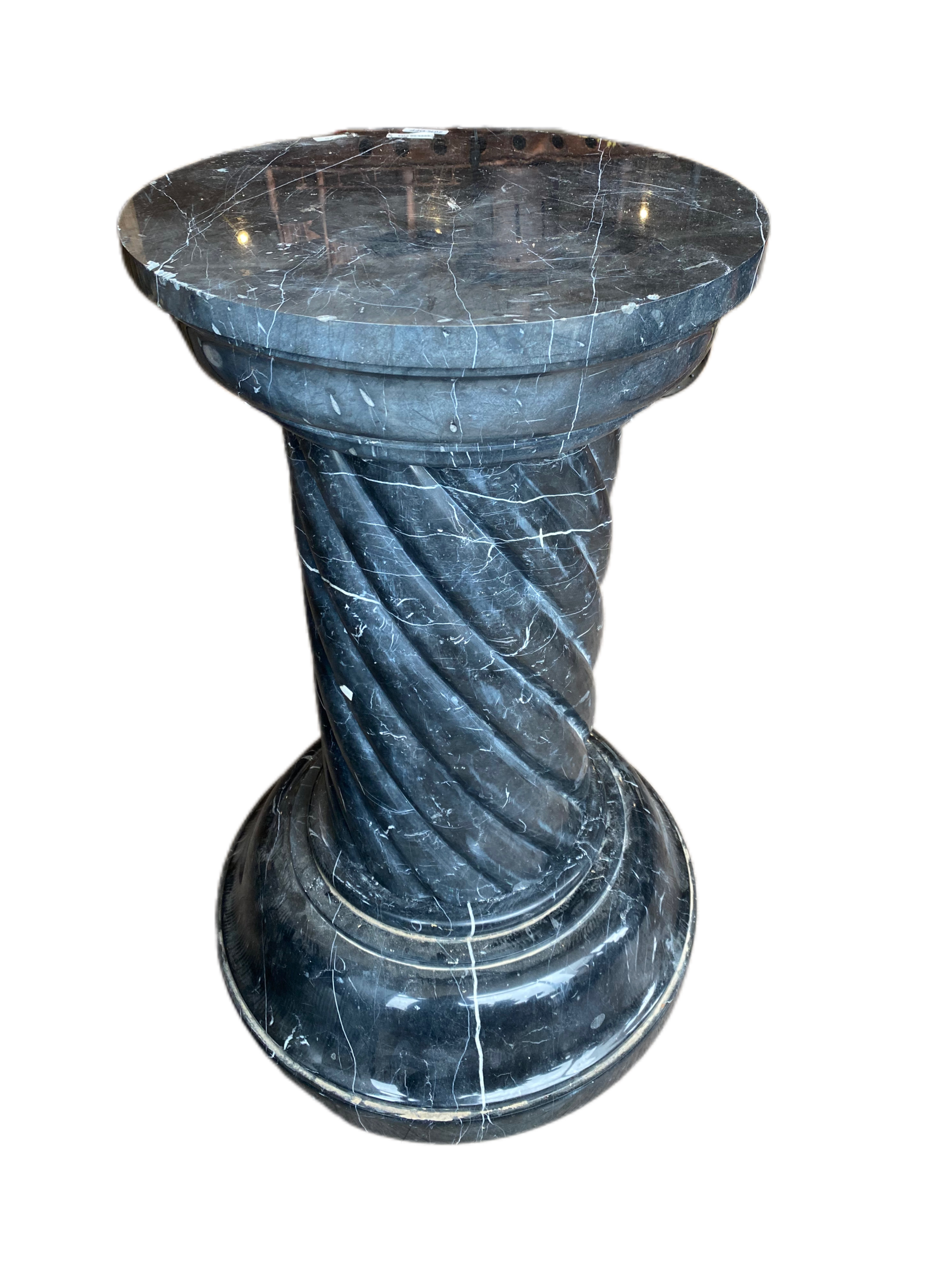 granite-collum-table