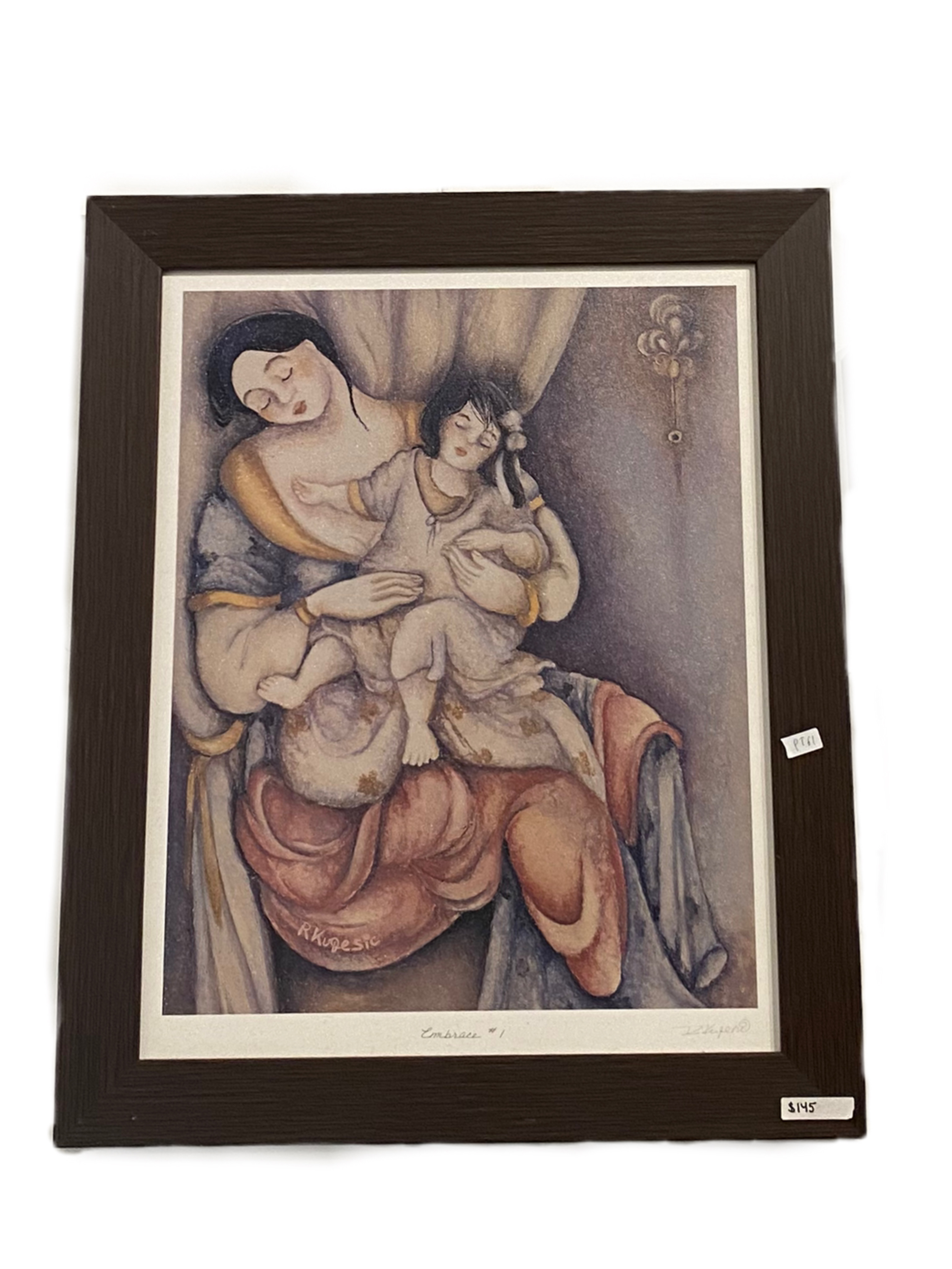 mother-holding-her-child-painting